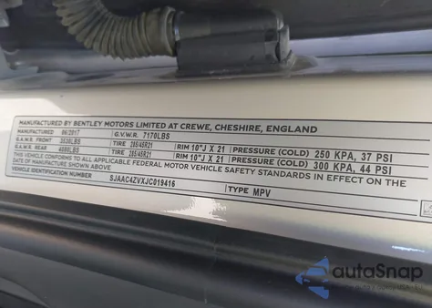 2018 Bentley Bentayga Activity Edition/Black Edition/Mulliner/Onyx Edition/W12 from USA, damaged, VIN SJAAC4ZVXJC019416